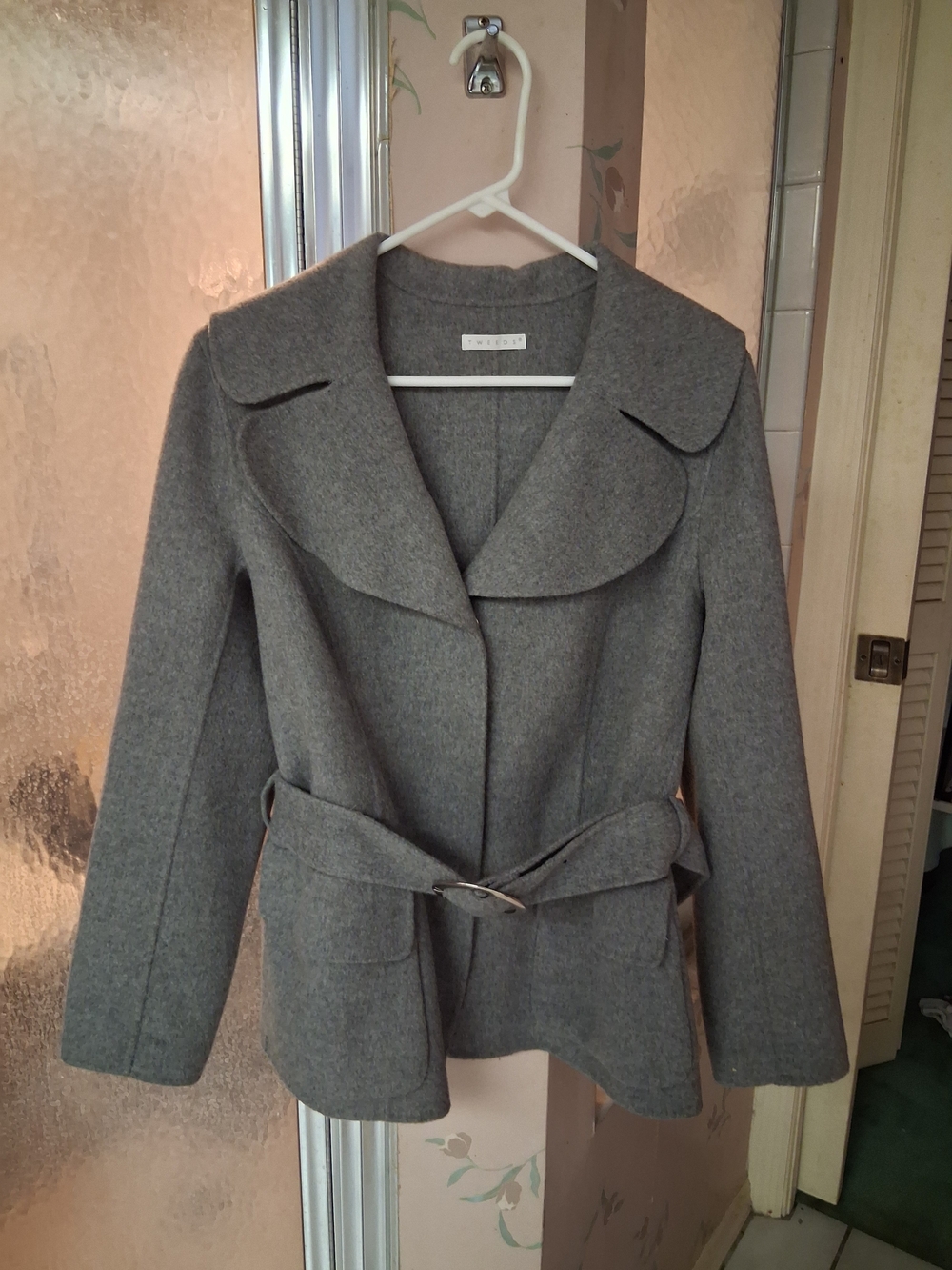 Tweeds Gray Wool Belted Jacket Blazer Medium Fine Wool Sophisticated